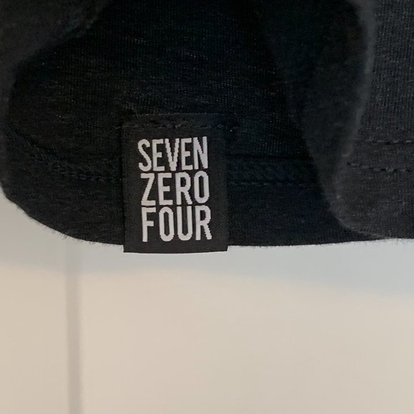 New Without Tags 704 Shop Charlotte Round Neck Baseball T-Shirt - Picture 5 of 7